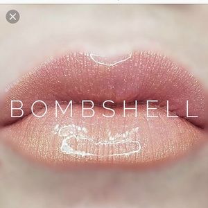 Bombshell lipsense and matte gloss bundle